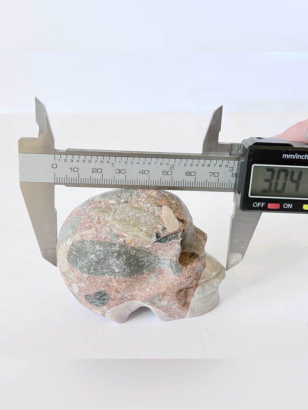 Australian Brecciated Chert Crystal Skull Carving Carved Stone Sculpture 294g - Picture 14 of 15